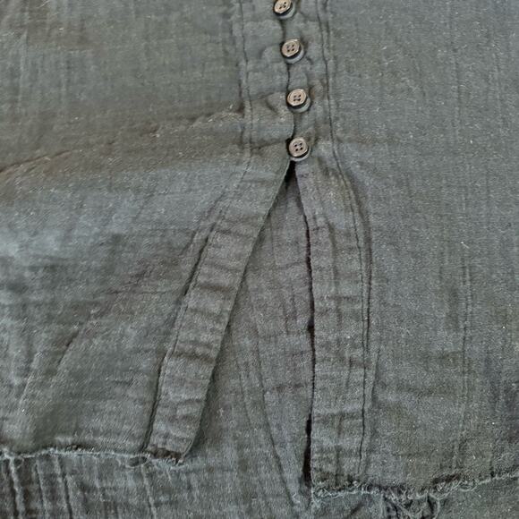 Urban outfitters 100% cotton button up shirt - Picture 3 of 6